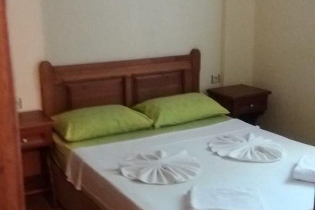 Barbaros Apart Hotel Turunç Bagian luar foto