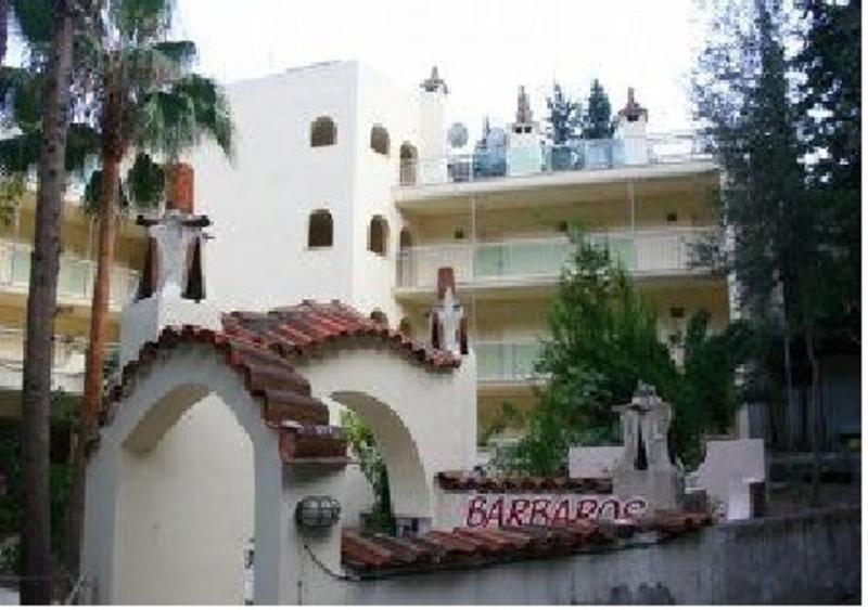 Barbaros Apart Hotel Turunç Bagian luar foto