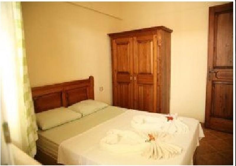 Barbaros Apart Hotel Turunç Bagian luar foto
