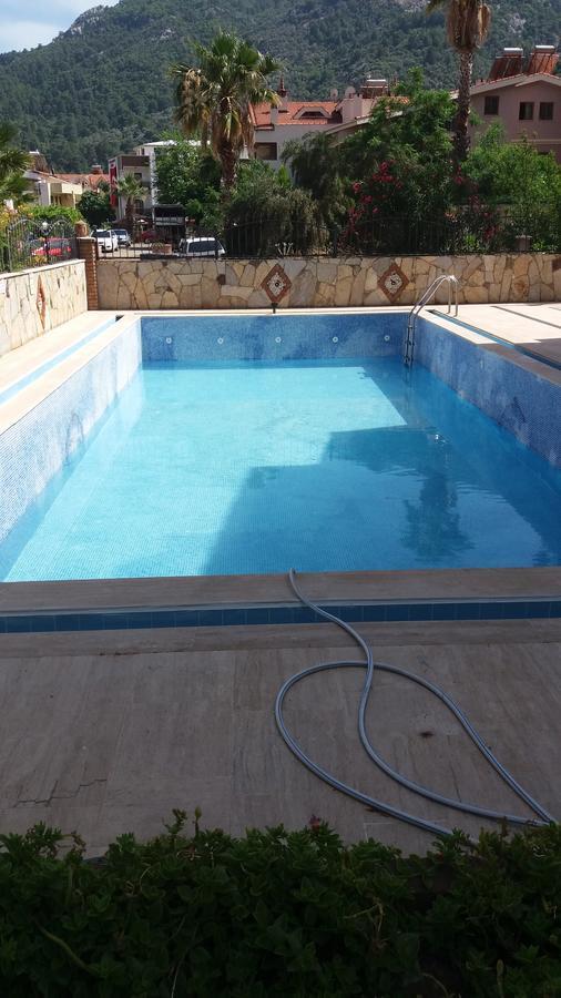 Barbaros Apart Hotel Turunç Bagian luar foto