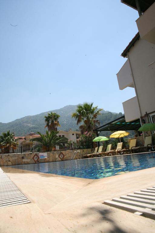 Barbaros Apart Hotel Turunç Bagian luar foto