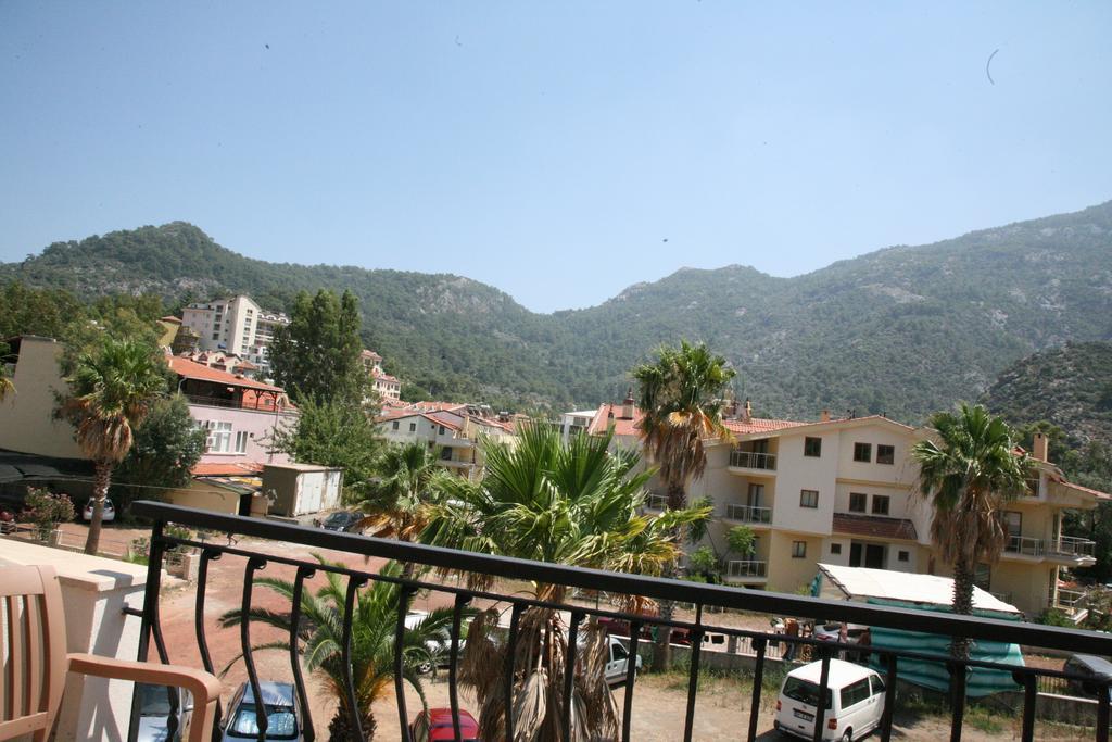 Barbaros Apart Hotel Turunç Bagian luar foto
