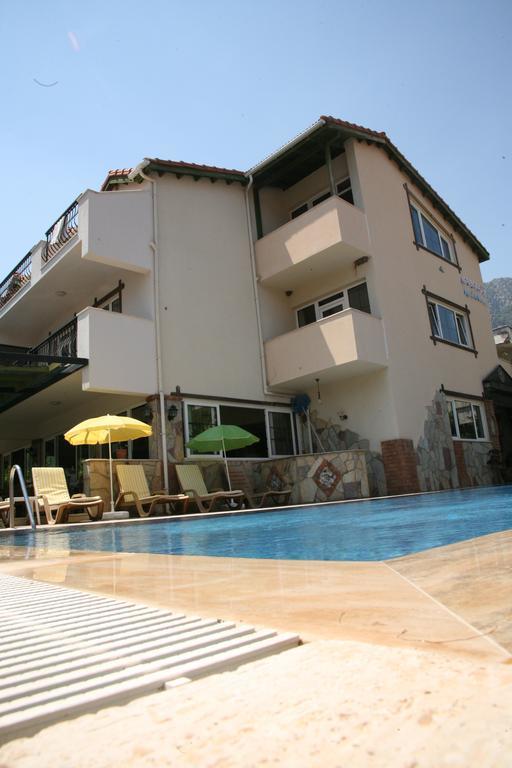 Barbaros Apart Hotel Turunç Bagian luar foto